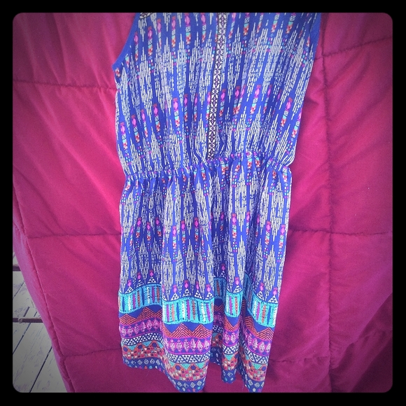 Dress - Picture 1 of 2